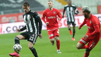 VIDEO | Beşiktaş - Gaziantep 2-1. Maxim şi Toşca, învinşi pe terenul noului lider din Superliga Turciei