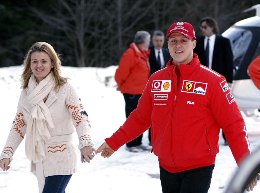 SOŢIA LUI MICHAEL SCHUMACHER RUPE TĂCEREA! CE SPUNE DESPRE STAREA CELEBRULUI PILOT DE FORMULA 1