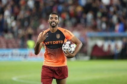 CFR CLUJ, PREGĂTITĂ PENTRU AL DOILEA SUCCES DIN GRUPĂ. CE ECHIPĂ VA TRIMITE ÎN TEREN DAN PETRESCU