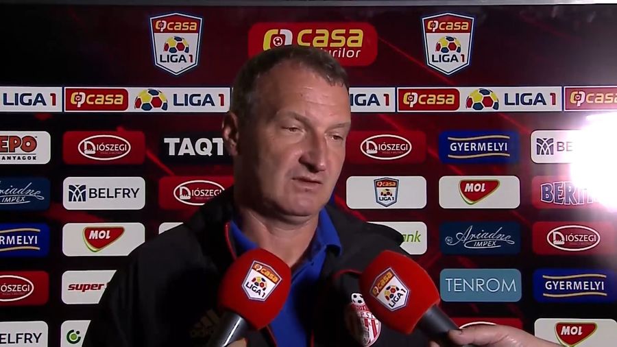 CSABA LASZLO A LUAT FOC DUPĂ CE ECHIPA SA A FOST ÎNGENUNCHEATĂ CU AJUTORUL UNUI PENALTY INVENTAT DE ARBITRU