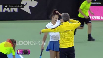 VIDEO | FED CUP: JAQUELINE CRISTIAN, VICTORIE DE SENZAŢIE PENTRU TRICOLORE! MECI DE NOTA 10 PENTRU MEZINA  ECHIPEI ROMÂNIEI, IAR PARTIDA CU RUSIA SE VA DECIDE LA DUBLU