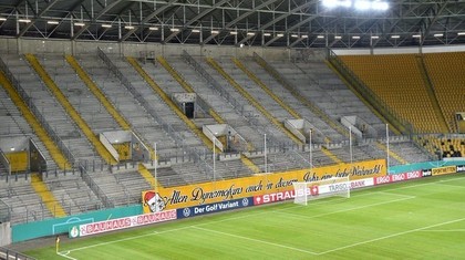 Caz unic în Germania! Au cumpărat de două ori mai multe bilete decât capacitatea stadionului, deşi accesul suporterilor la meci era interzis