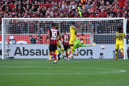 Borussia Dortmund – Bayer Leverkusen se vede la Look Sport, duminică, de la 16:30. Erling Haaland şi Patrik Schick promit spectacol