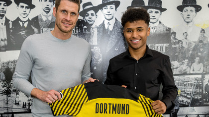 Borussia Dortmund l-a transferat pe Karim Adeyemi, la scurt timp după ce l-a cedat pe Haaland la City