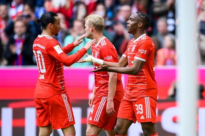 VIDEO | Set la zero pentru Bayern Munchen cu Schalke 04! BVB, obligată să câştige derby-ul cu Monchengladbach