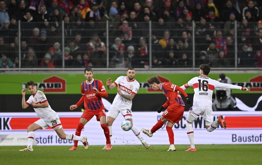 Stuttgart trece de Heidenheim şi se aproapie de un loc de Liga Campionilor