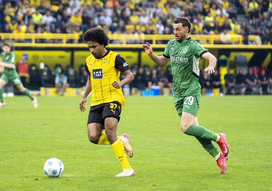 VIDEO | Dortmund - Gladbach 3-2. A 12-a victorie consecutivă în duelurile directe