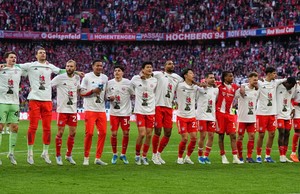VIDEO | Bayern Munchen - Stuttgart 4-2. Bavarezii sunt pentru a 35-a oară campioni în Germania