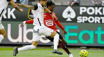 Rennes, victorie cu Montpellier, în primul meci al zilei din Ligue 1. Ambele echipe au terminat în 10 oameni