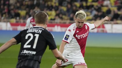 Victorii pentru Monaco şi Lorient, care rămân între primele opt echipe ale clasamentului din Franţa