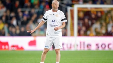 NEWS ALERT ǀ Zinedine Zidane, la un pas de revenire! Buget solid pentru ”Zizou” ca să revitalizeze o echipă de tradiţie