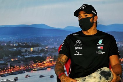 Reacţia lui Hamilton, după pole position-ul cu numărul 90 în Formula 1. ”Sunt mai concentrat ca niciodată pentru mâine”