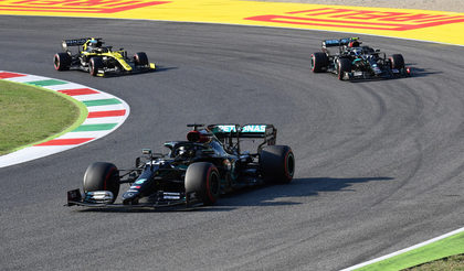 Formula 1 revine pe legendarul circuit de la Nürburgring după şapte ani. Toată acţinea este în direct pe Look Sport. Programul transmisiunilor 