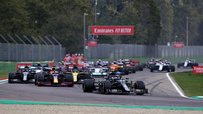 VIDEO | Lewis Hamilton a câştigat Marele Premiu de Formula 1 de la Imola! Mercedes, al şaptelea titlu mondial la rând