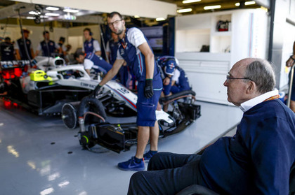 Sir Frank Williams, fondatorul echipei de Formula 1 cu acelaşi nume, a fost internat de urgenţă în spital
