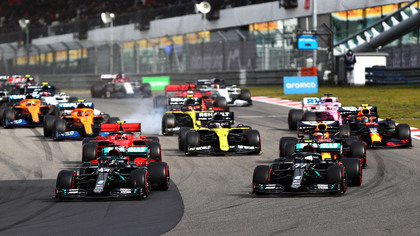 Weekend cu motoarele turate la maxim pe Look Sport. Formula 1 poposeşte în Portugalia. Hamilton şi Verstappen, separaţi de doar un punct. Programul transmisiunilor