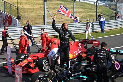 Hamilton nu vrea să-şi ceară scuze pentru accidentul provocat lui Verstappen, la Silverstone