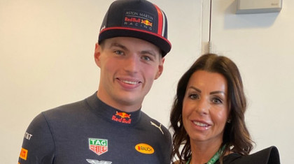 Mama lui Max Verstappen a dezvăluit ce a trăit înainte de cursa de titlu. ”Nu îndrăznesc să vă spun câte lumânări am aprins săptămâna aceasta”