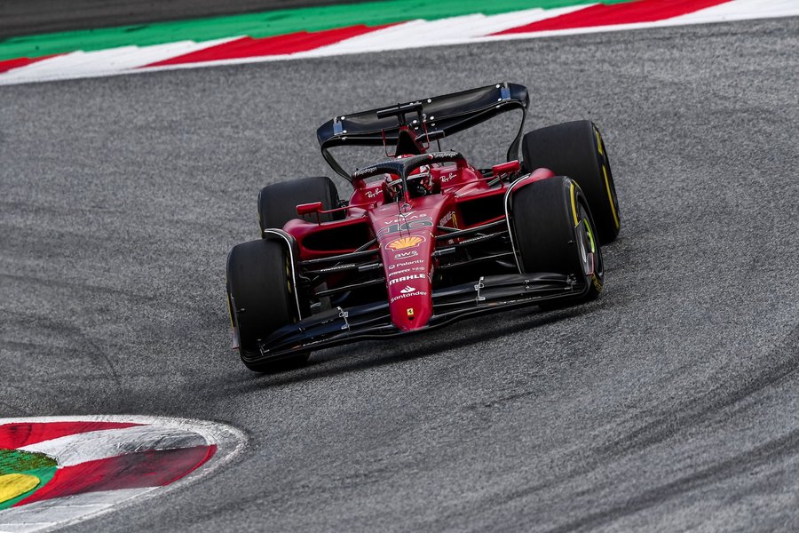 VIDEO ǀ Charles Leclerc a câştigat Marele Premiu al Austriei şi reduce avansul lui Max Verstappen din ierarhia generală