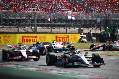 Se trage cortina peste stagiunea 2022 din Formula 1! Marele Premiu al Emiratelor Arabe Unite se vede pe Prima Sport
