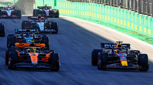 VIDEO ǀ Max Verstappen, imbatabil şi în ultima cursă de sprint a sezonului