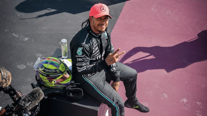 Lewis Hamilton despre înţelegerea sa cu Ferrari: ”Şansa de a-mi îndeplini un alt vis din copilărie”