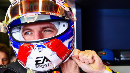 Max Verstappen, în pole position şi în Australia. Olandezul pare imbatabil şi în acest sezon