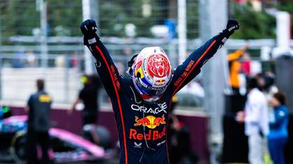 Max Verstappen a câştigat Marele Premiu al Azerbaidjanului. Pilotul Red Bull mai speră la titlu