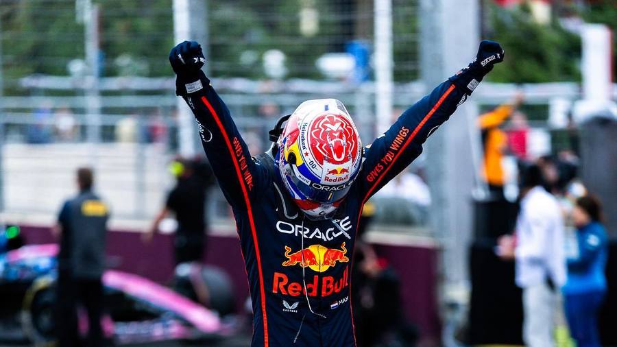 Max Verstappen a câştigat Marele Premiu al Azerbaidjanului. Pilotul Red Bull mai speră la titlu