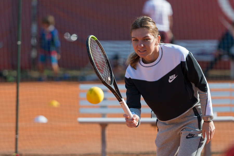 Halep rămâne pe locul 2 WTA după succesul de la Dubai! La ce distanţă e de liderul mondial