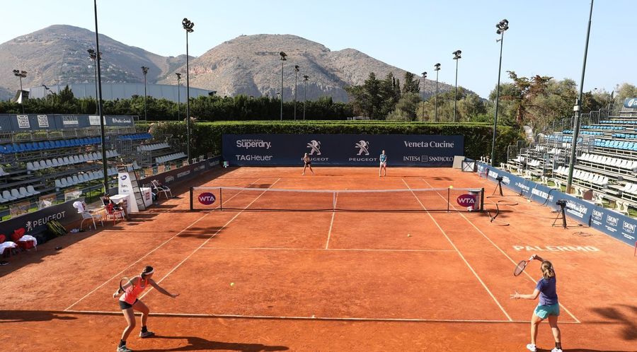 Turneul de tenis de la Palermo riscă să se transforme într-un focar de COVID-19: "Este absolut scandalos ce se întâmplă"