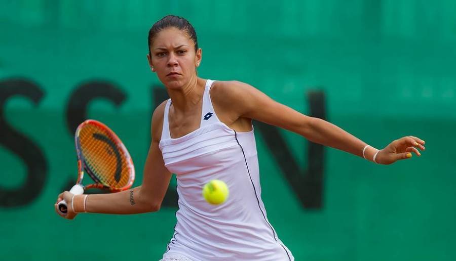 Andreea Mitu este în semifinalele probei de dublu de la Praga