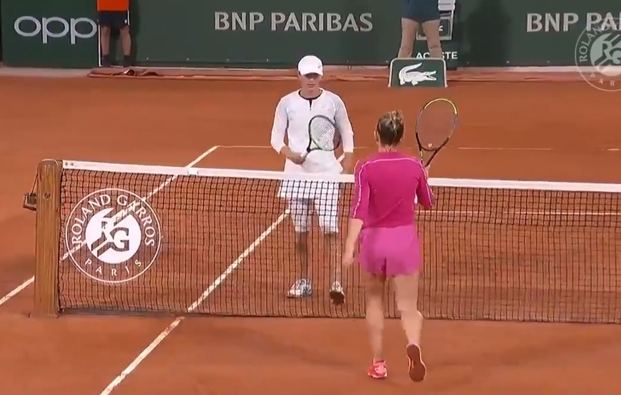 Dulce răzbunare! Swiatek, după victoria incredibilă cu Halep: "Nu am cuvinte! Am avut în cap ce s-a întâmplat anul trecut"