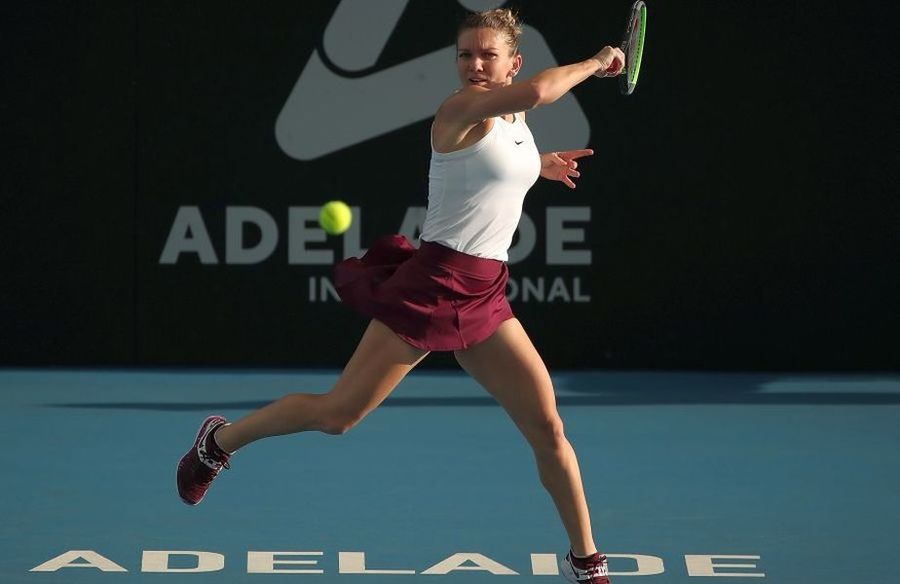 CSM Bucureşti devine cel mai puternic club de tenis din România. Gabriela Szabo încearcă să o convingă pe Simona Halep să semneze