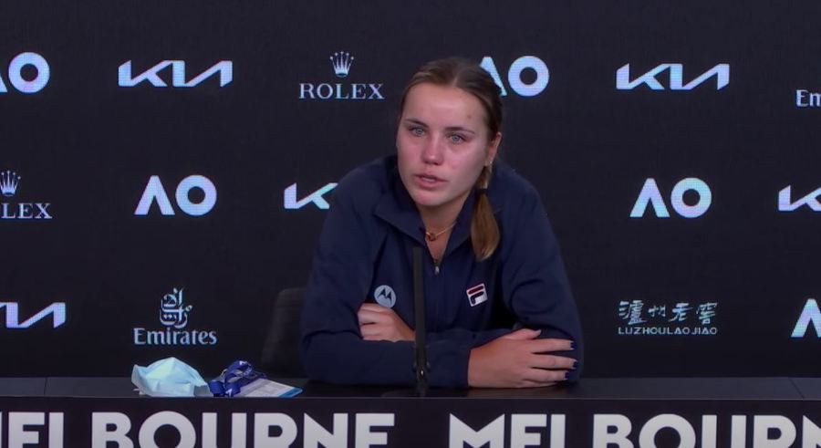 VIDEO | Deţinătoarea trofeului la Australian Open, eliminată în turul doi! Sofia Kenin, în lacrimi la conferinţa de presă