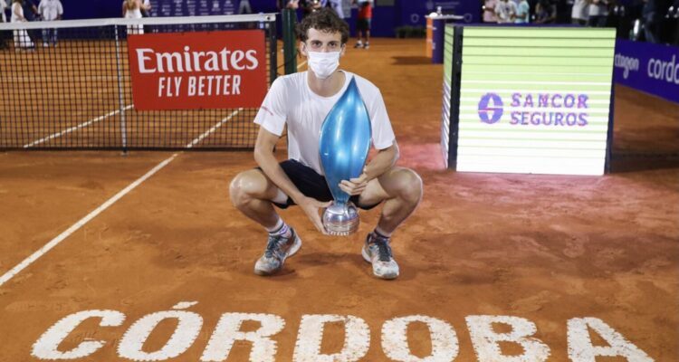 Un jucător de 19 ani, aflat pe locul 335, a câştigat Cordoba Open la prima sa participare pe tabloul principal al unui turneu ATP