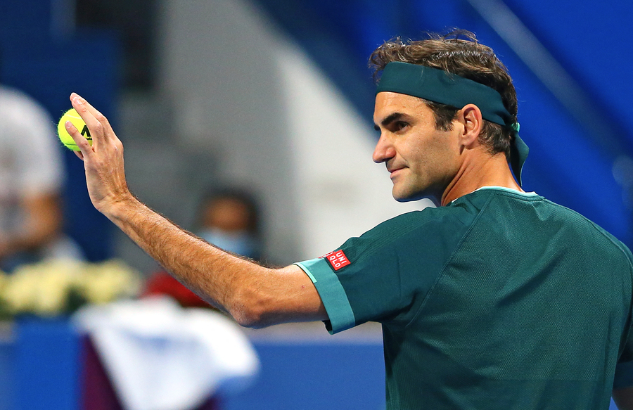 VIDEO | Victorie pentru Roger Federer, în direct pe Look Sport, în primul meci jucat după aproape 14 luni de pauză