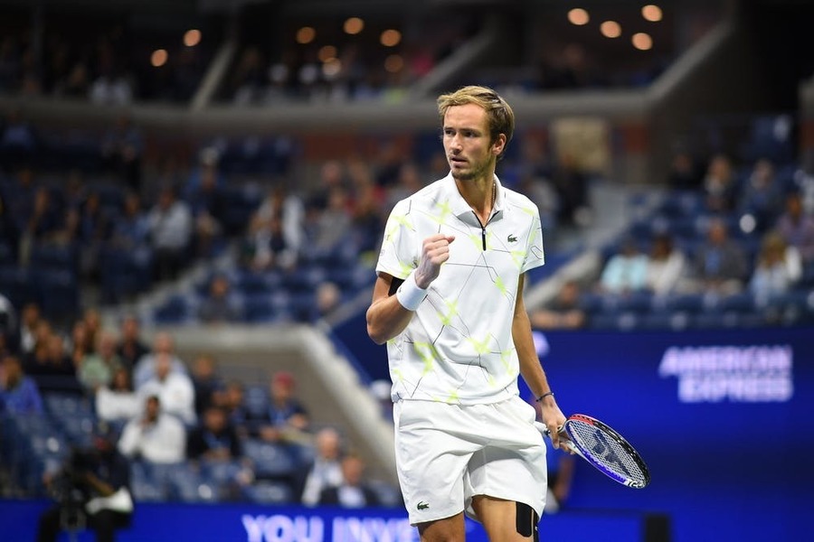 Daniil Medvedev, testat pozitiv cu noul coronavirus la câteva ore după ce s-a antrenat cu Rafael Nadal. Rusul s-a retras din turneul de la Monte Carlo
