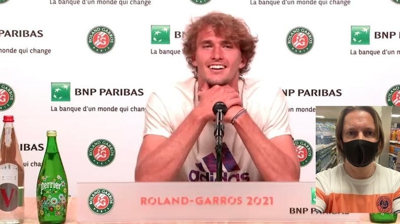 VIDEO | Organizatorii turneului de la Roland Garros i-au retras temporar acreditarea unui jurnalist care i-a adresat dintr-un supermarket o întrebare lui Zverev