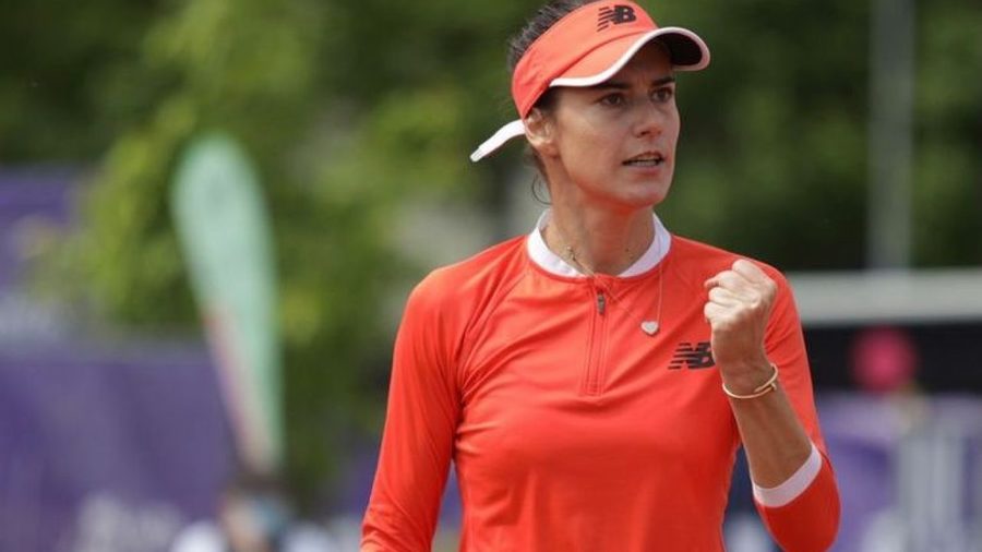 Sorana Cîrstea părăseşte Roland-Garros în ”optimi”. Românca a început excelent, dar totul s-a rupt în tie-break-ul primului set cu Tamara Zidanšek