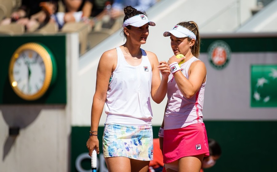 Prima reacţie din partea Irinei Begu, după calificarea în semifinalele probei de dublu de la Roland-Garros. ”Am simţit oarecum presiunea câştigului”