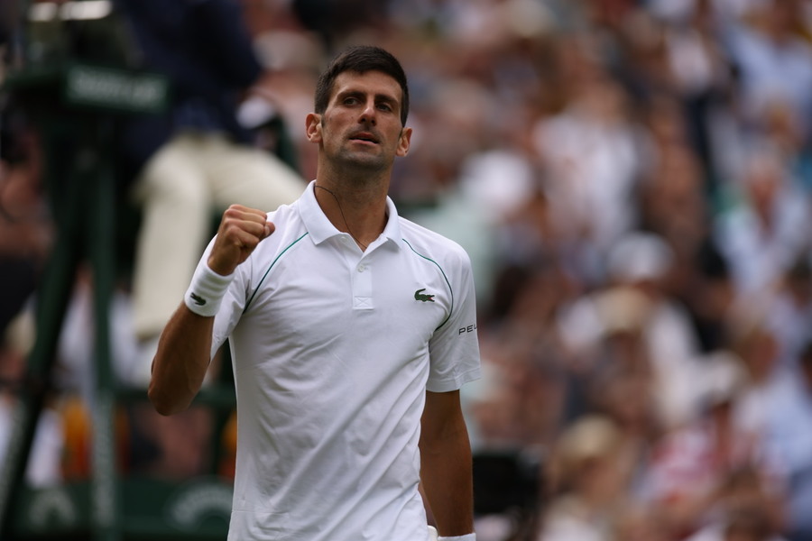 Imperial şi pe iarbă! Novak Djokovic, pentru a 12-a oară în sferturile de finală ale Wimbledonului