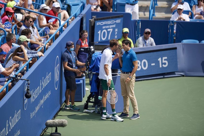 Alexander Zverev - Andrei Rublev, finala turneului de la Cincinnati / Medvedev a dărâmat o cameră TV în semifinale cu Rublev - VIDEO
