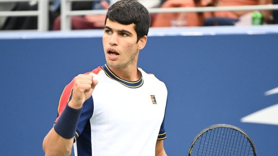 VIDEO | Botic Van De Zandschulp – Daniil Medvedev şi Felix Auger Aliassime – Carlos Alcaraz, primele sferturi de finală de la US Open