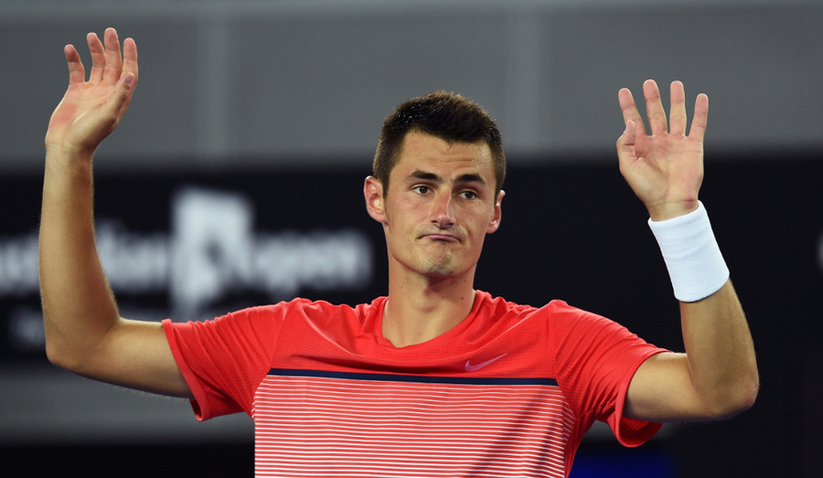 Scene ireale la Australian Open! Tomic, în timpul meciului: „Sigur am COVID. Nu s-a organizat nicio testare” 