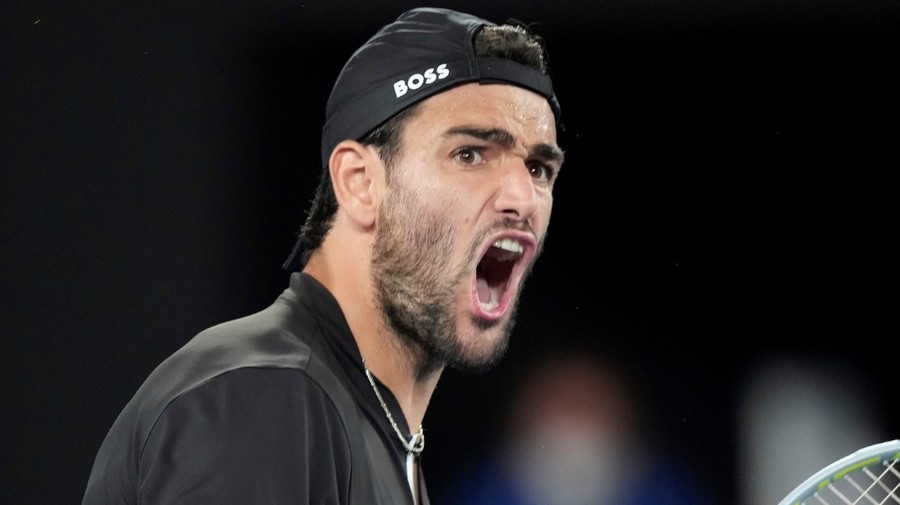 Matteo Berrettini s-a calificat în premieră în semifinalele Australian Open! Victorie spectaculoasă cu Gael Monfils
