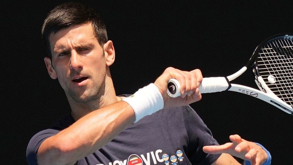 //i0.1616.ro/media/581/3142/38122/20571937/1/djokovic-3.jpg