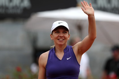 Halep a revenit în ţară, după ce a fost eliminată de la Roma. ”Este plăcut să fiu înapoi în România pentru câteva zile”