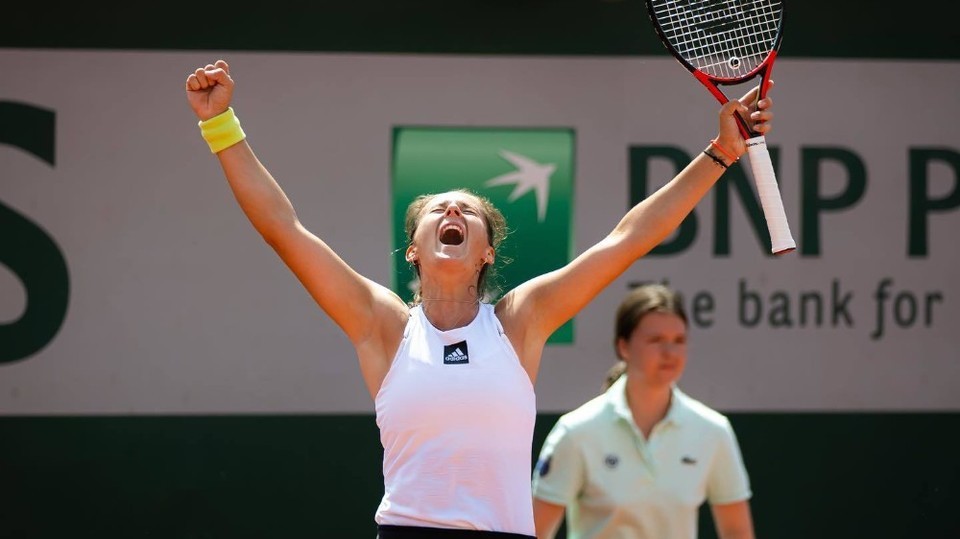 //i0.1616.ro/media/581/3142/38122/20726353/2/daria-kasatkina.jpg