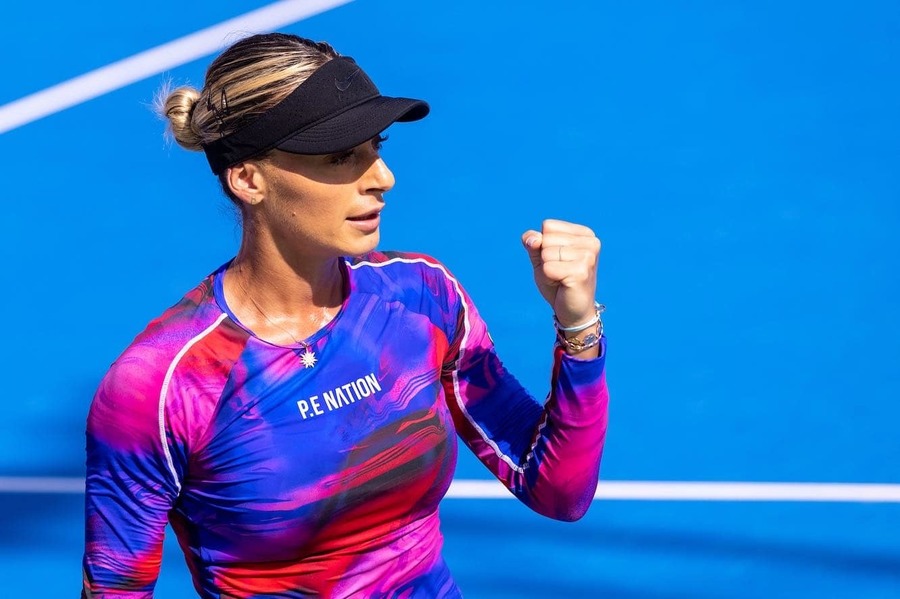 Ana Bogdan s-a oprit în semifinalele turneului WTA de la Portoroz. A cedat în faţa campioanei de la Wimbledon